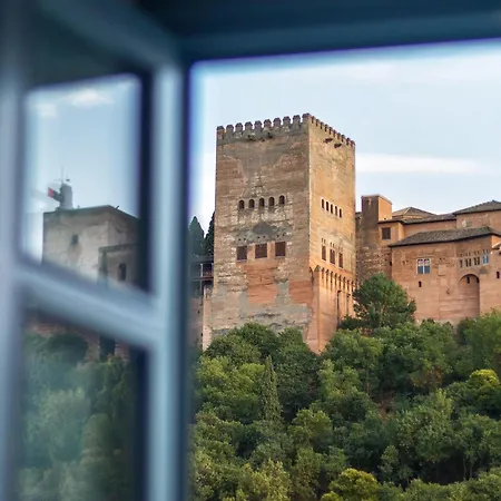 Chezmoihomes A Piece Of Heaven Over The Alhambra Apartment Granada